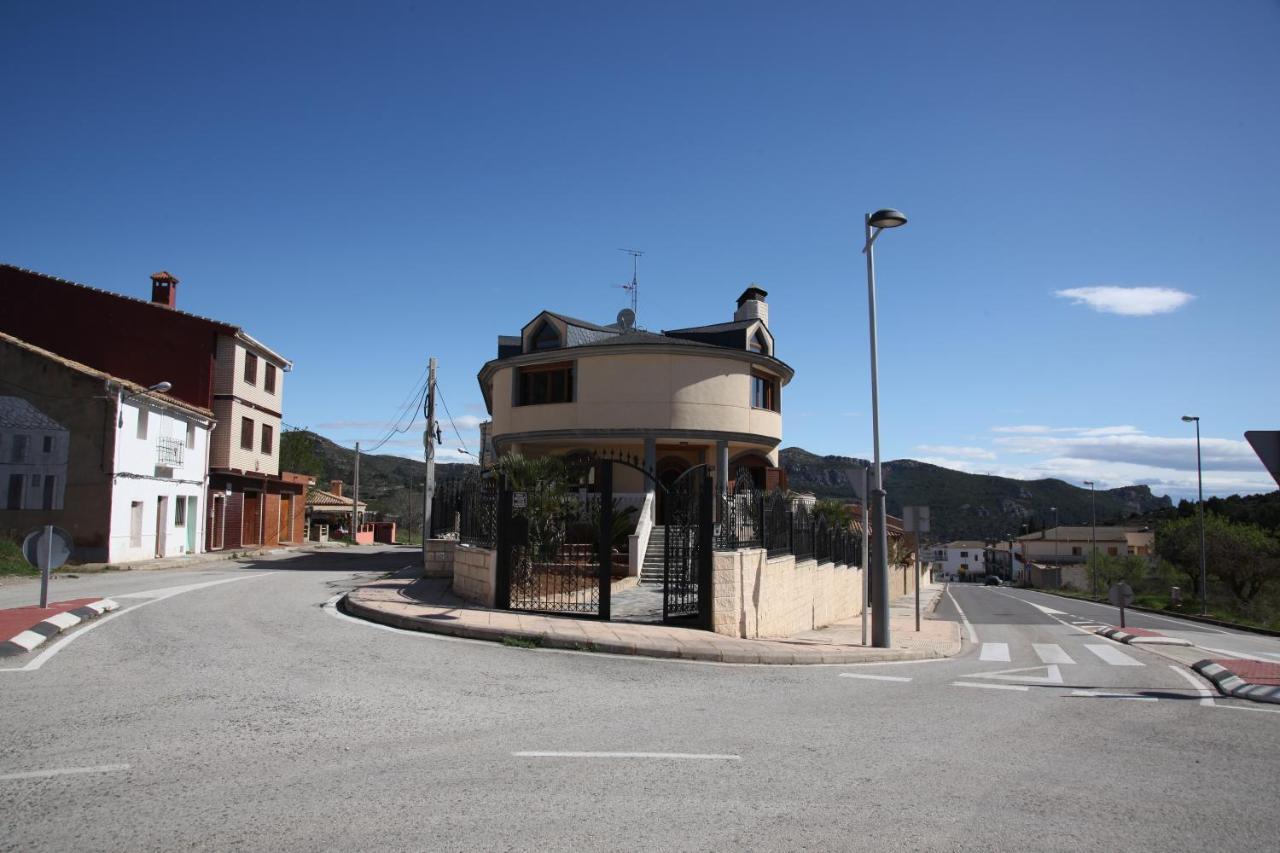 Casa Genes Chera Esterno foto