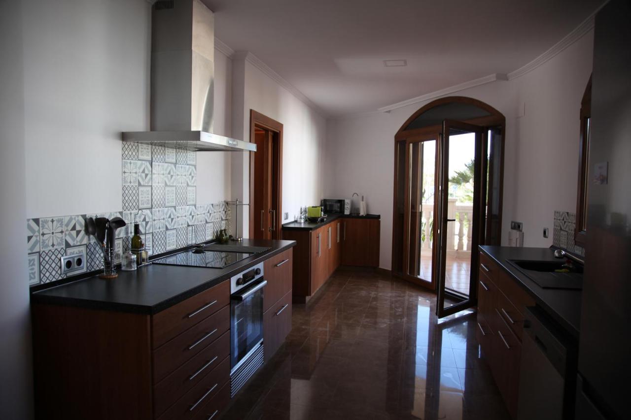 Casa Genes Chera Esterno foto
